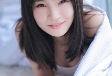 性感美女白嫩诱人床上写真图片-套图岛